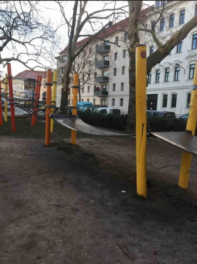 Familienfreundliche Unterkunft Am Puls Der Stadt Leipzig Buitenkant foto